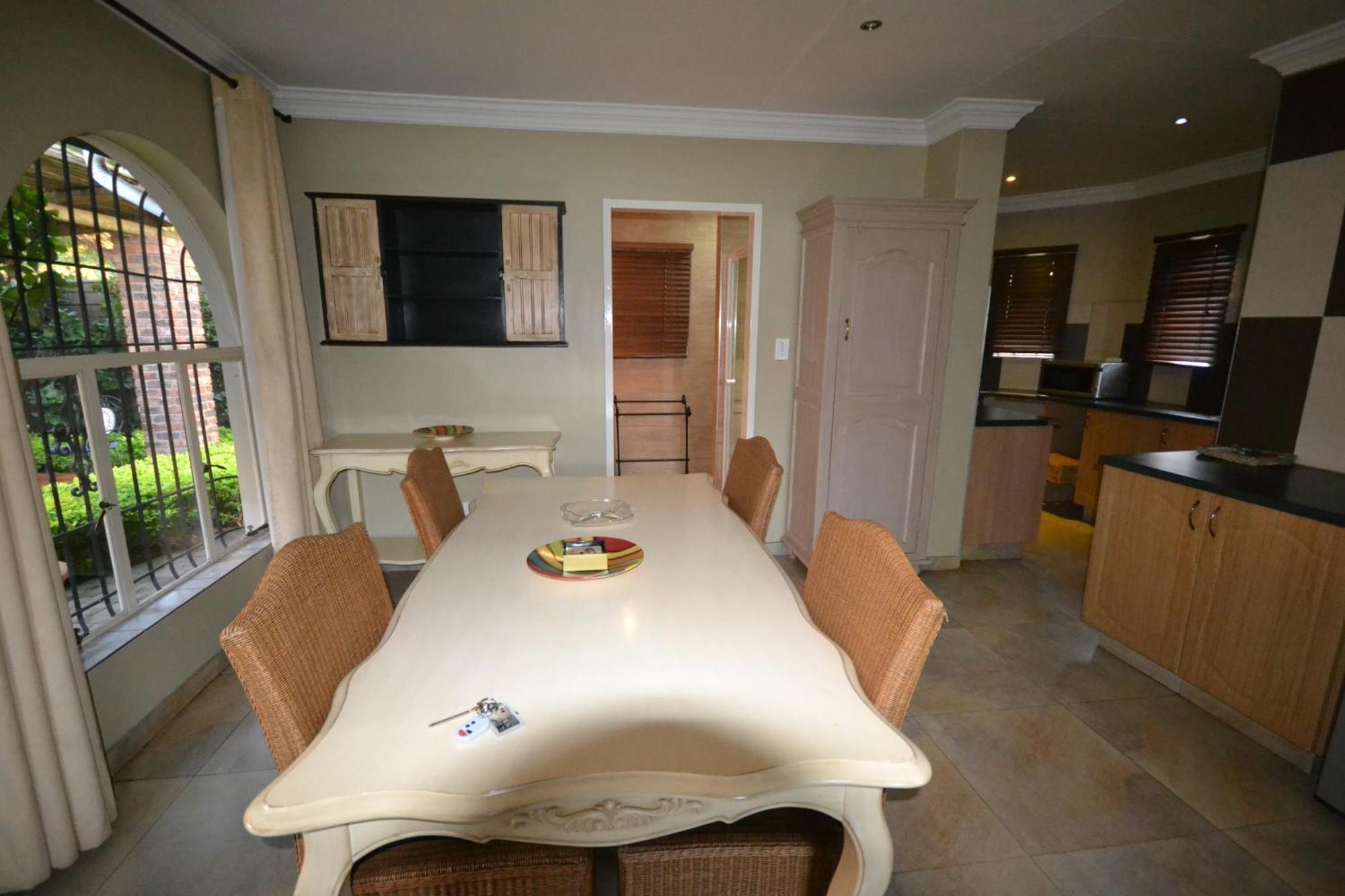 Accommodation At Vans No Loadshedding Centurion Extérieur photo