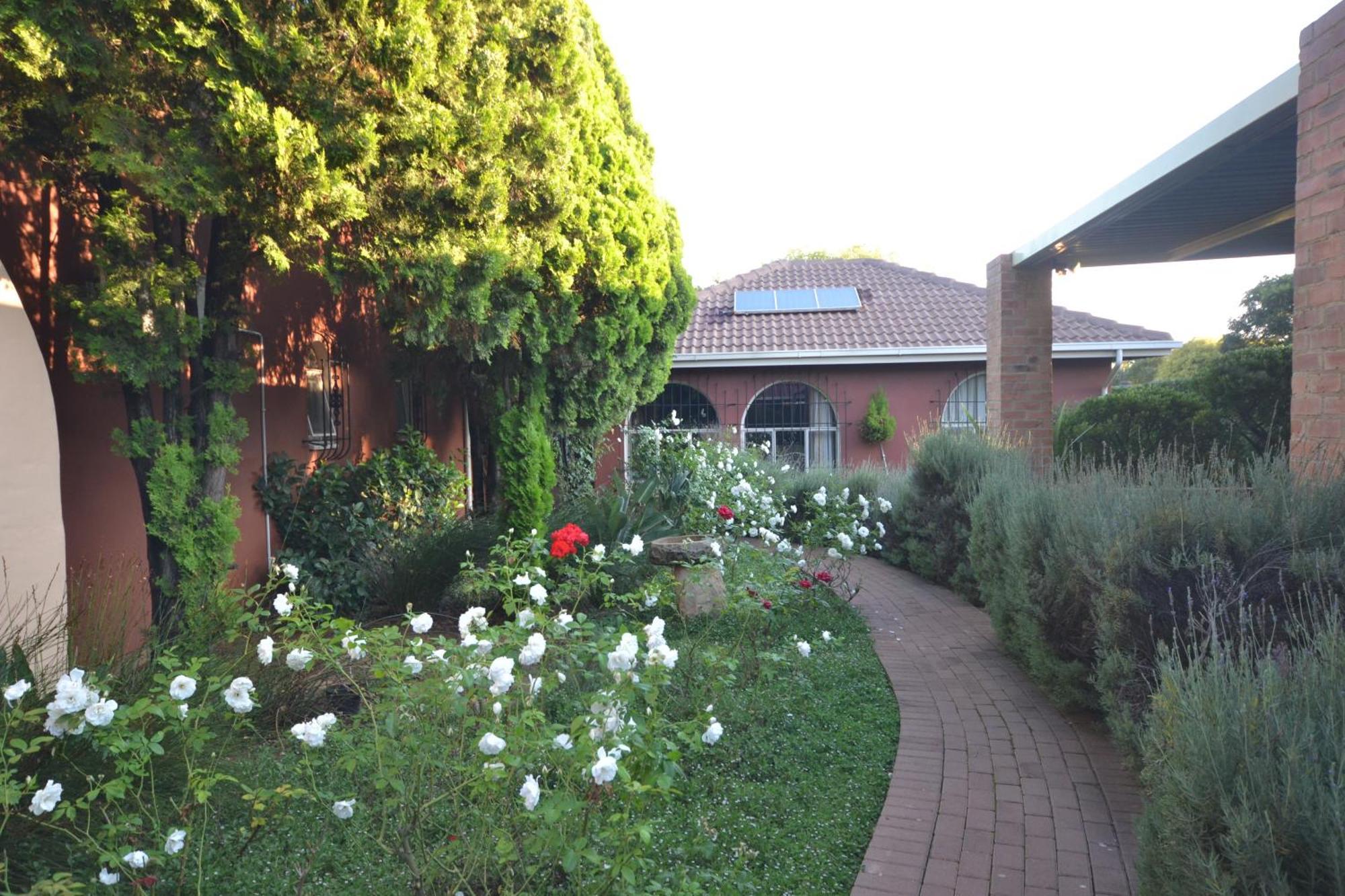 Accommodation At Vans No Loadshedding Centurion Extérieur photo