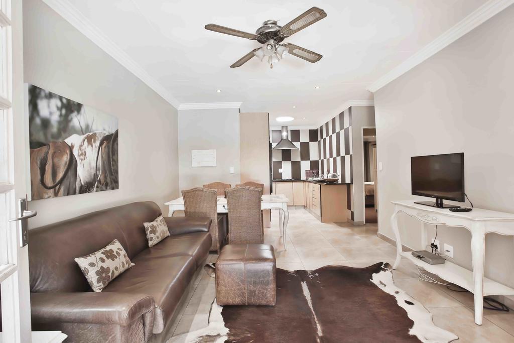Accommodation At Vans No Loadshedding Centurion Extérieur photo