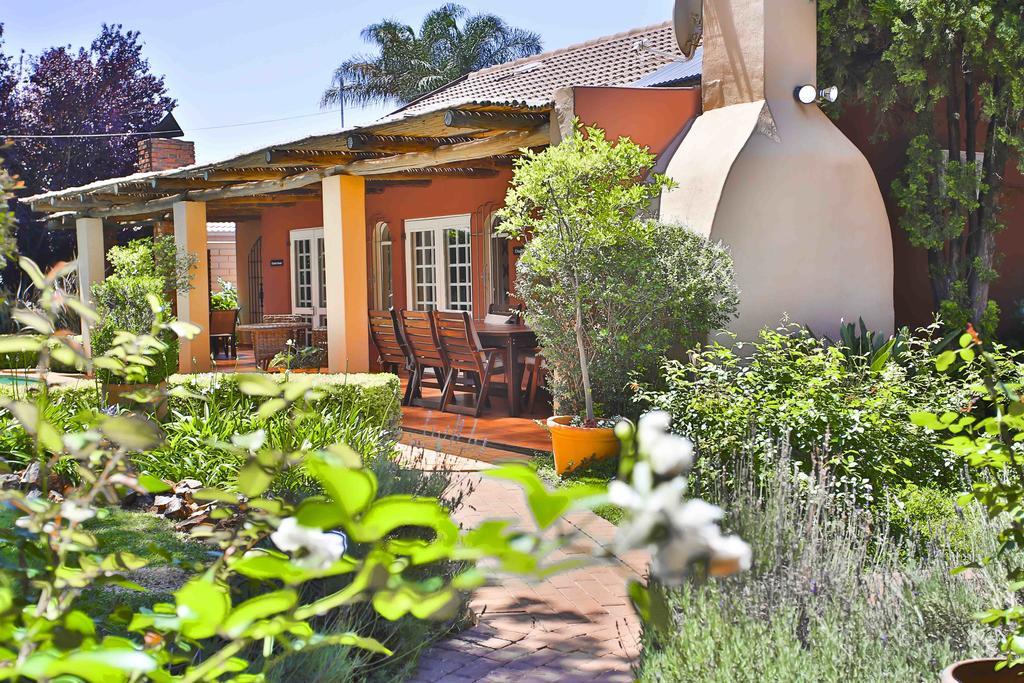 Accommodation At Vans No Loadshedding Centurion Extérieur photo