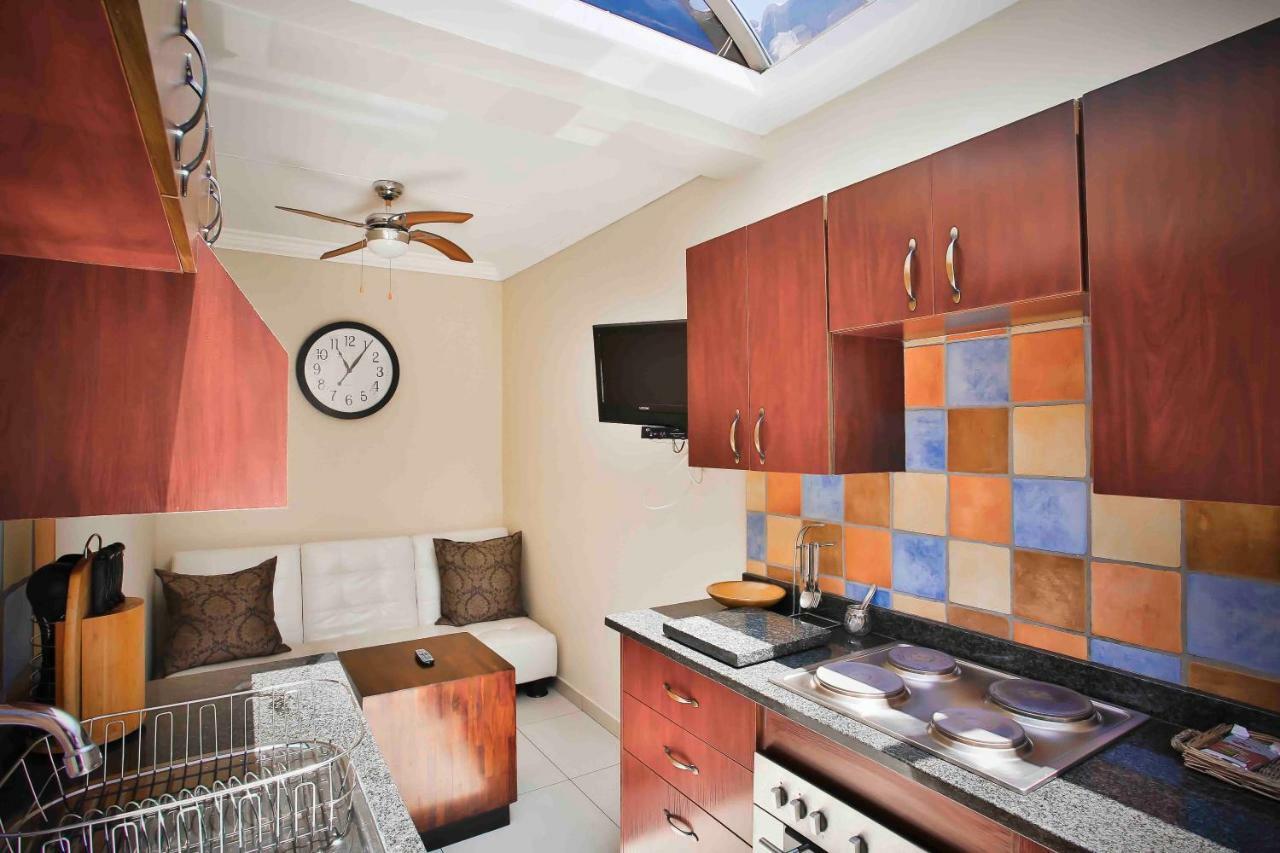 Accommodation At Vans No Loadshedding Centurion Extérieur photo